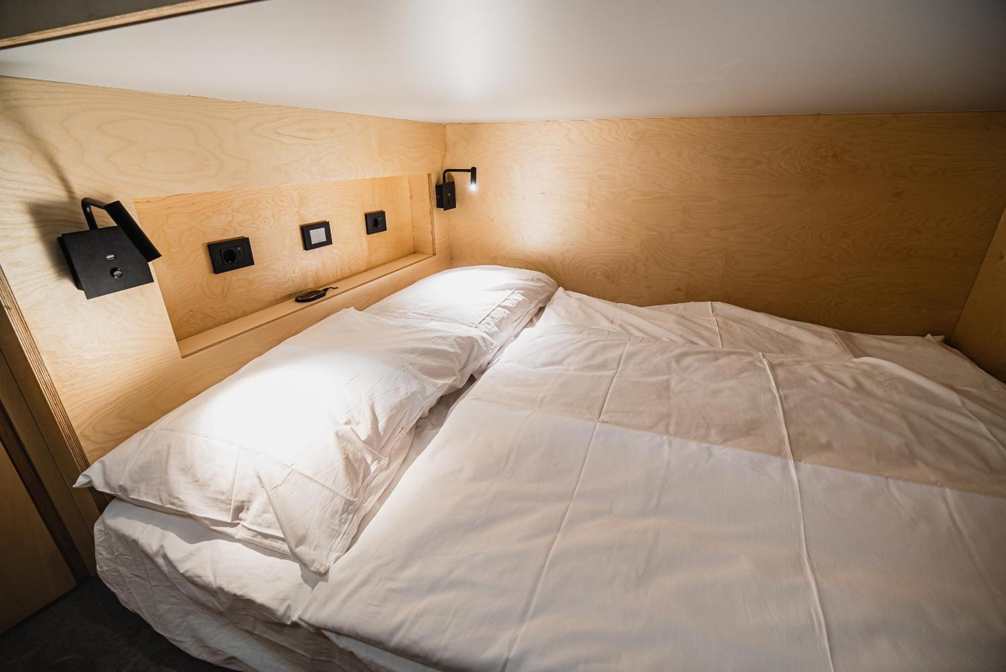 Dragons Dream Hostel Liubliana Habitación foto