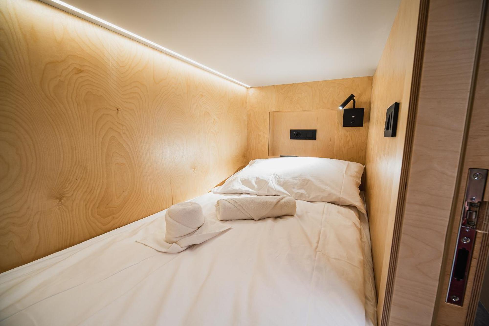 Dragons Dream Hostel Liubliana Habitación foto